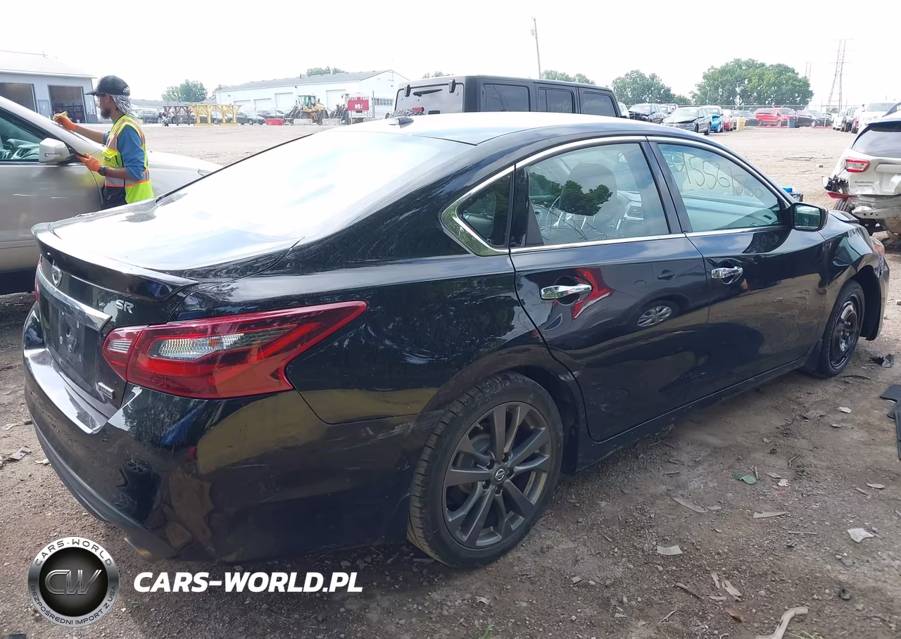 2018 Nissan Altima 2.5 Sr VIN:1N4AL3AP0JC272322 - 4