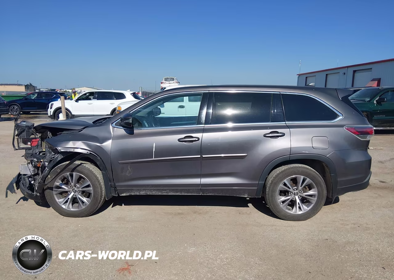 2016 Toyota Highlander Le Plus V6 VIN:5TDBKRFH9GS291366 - 15