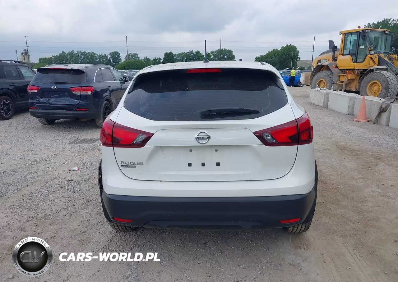 2018 Nissan Rogue Sport S VIN:JN1BJ1CP8JW157734 - 16