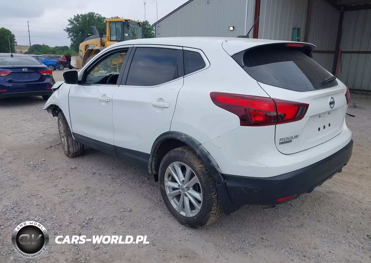 2018 Nissan Rogue Sport S VIN:JN1BJ1CP8JW157734 - 3