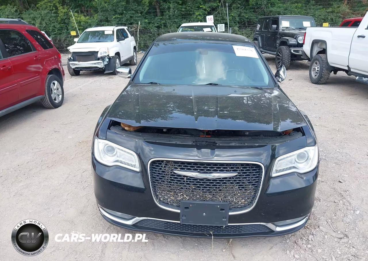 2015 Chrysler 300 Limited VIN:2C3CCAAG9FH820396 - 6