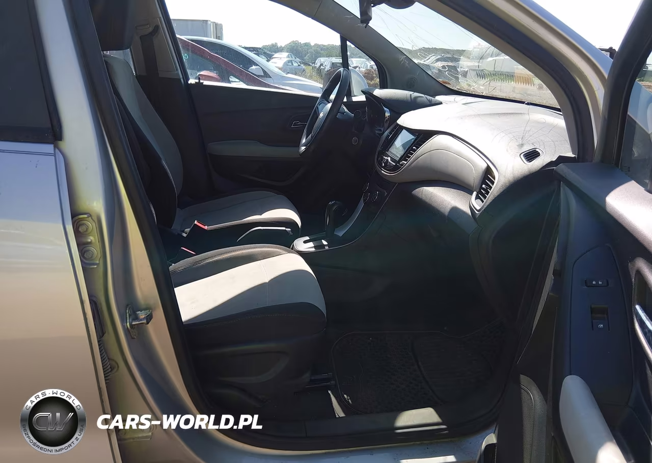 2017 Chevrolet Trax Ls VIN:3GNCJKSB5HL256936 - 5