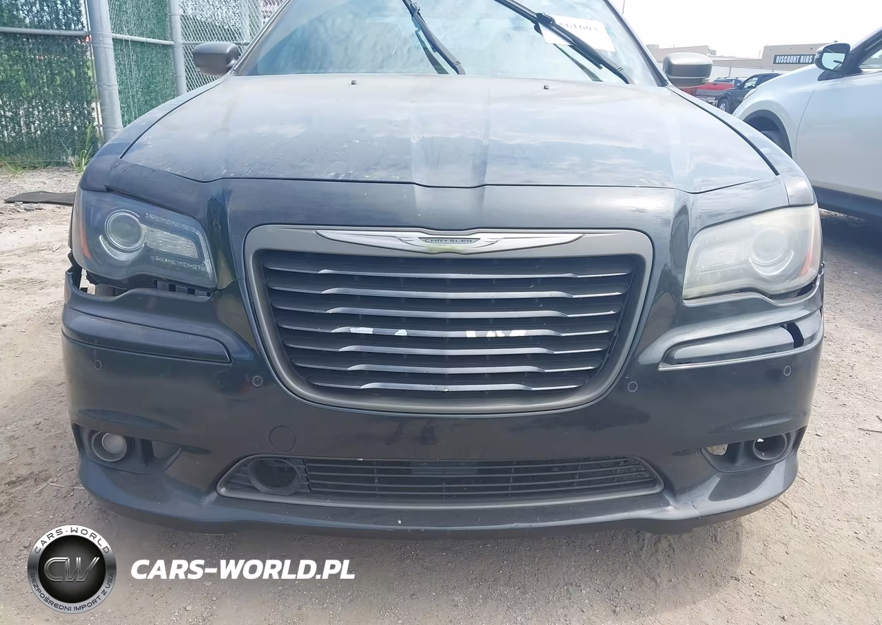 2013 Chrysler 300C John Varvatos Limited Edition VIN:2C3CCADT0DH693544 - 6