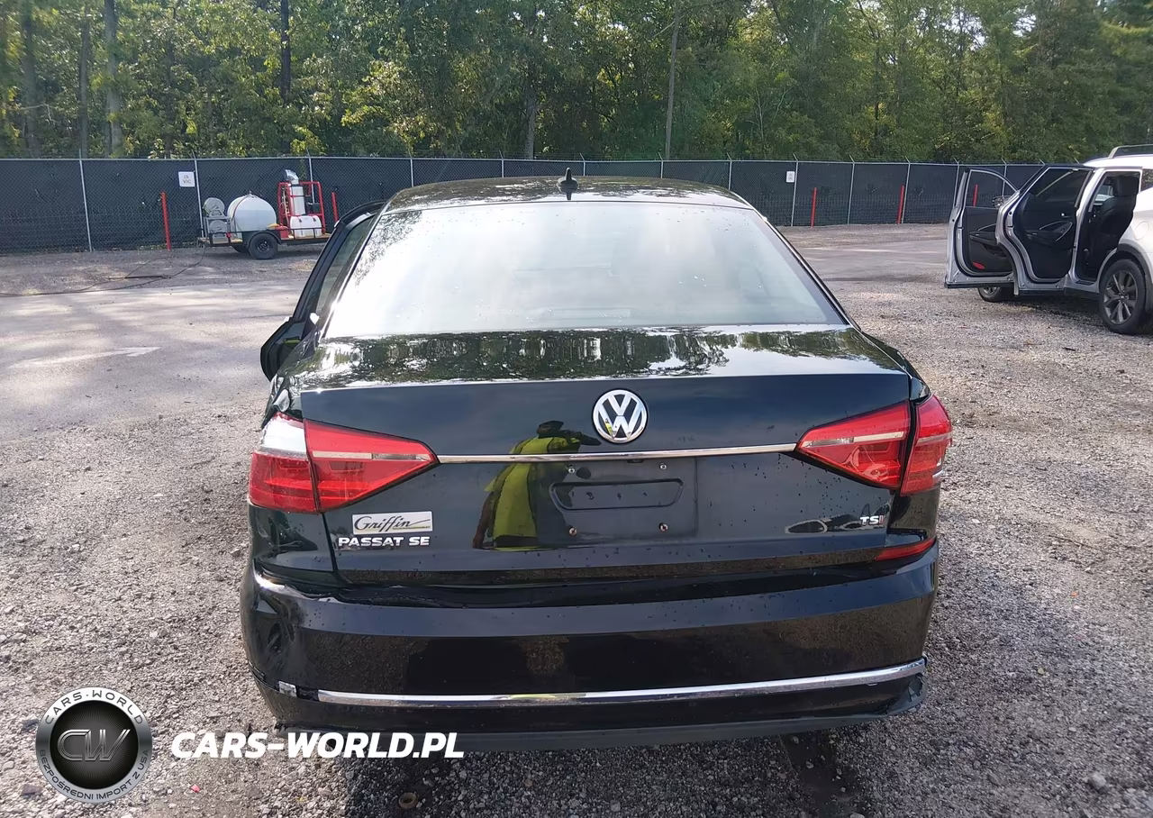 2016 Volkswagen Passat 1.8T Se VIN:1VWBT7A38GC029656 - 16