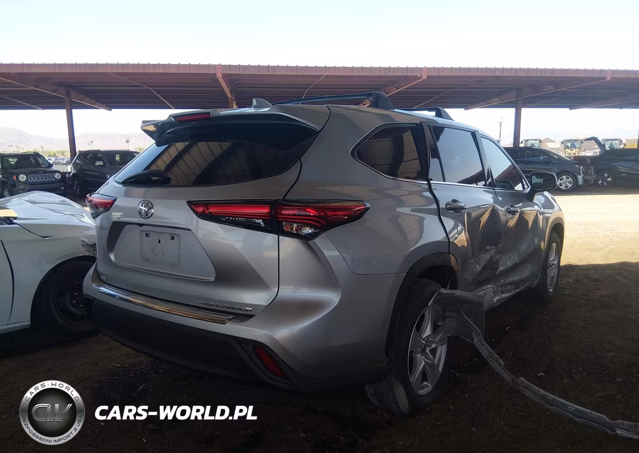 2021 Toyota Highlander Le VIN:5TDZZRAH0MS032293 - 4