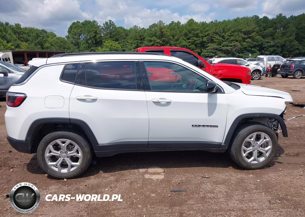 2024 Jeep Compass Latitude 4X4 VIN:3C4NJDBN9RT166973 - 14