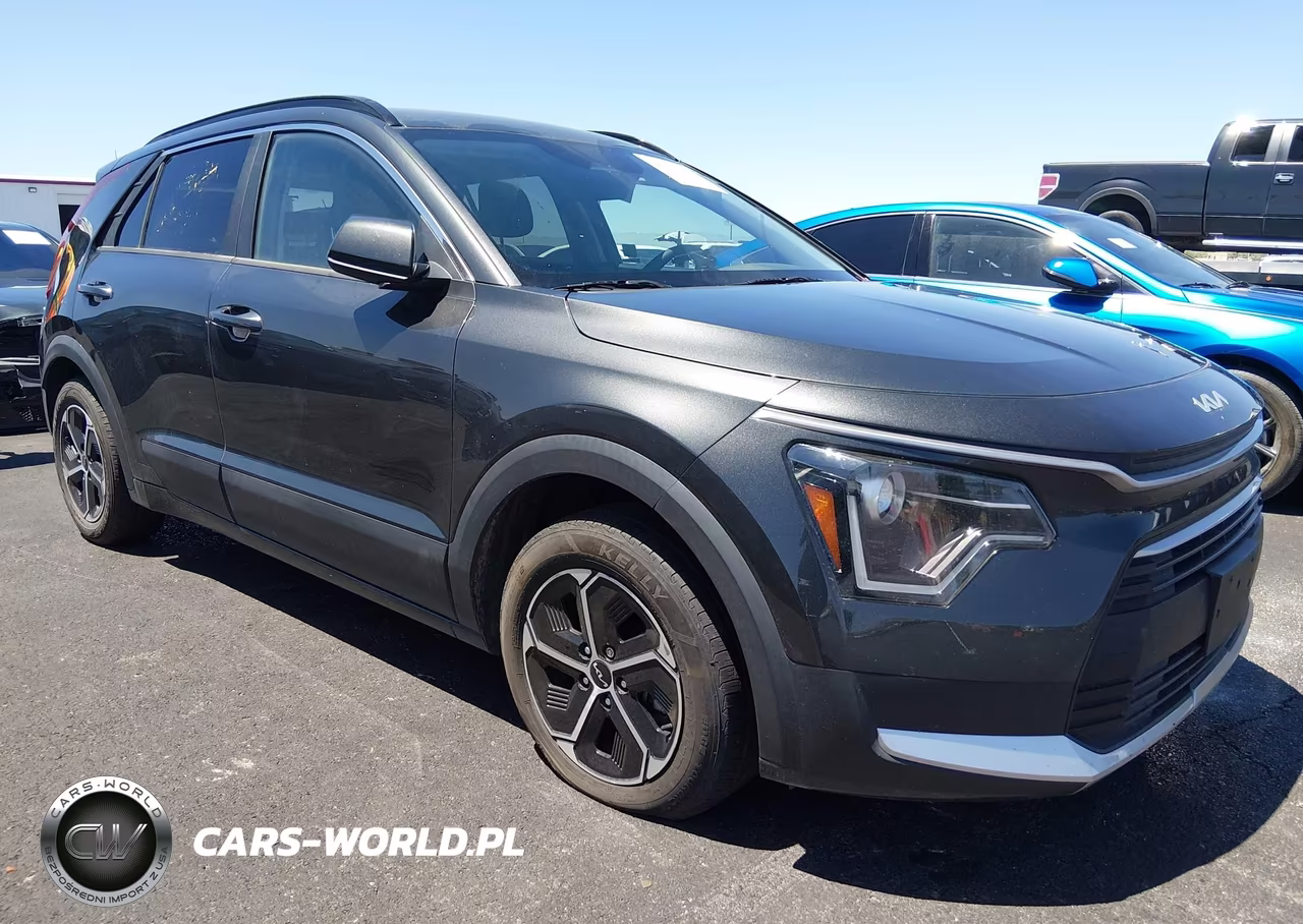2024 Kia Niro Lx