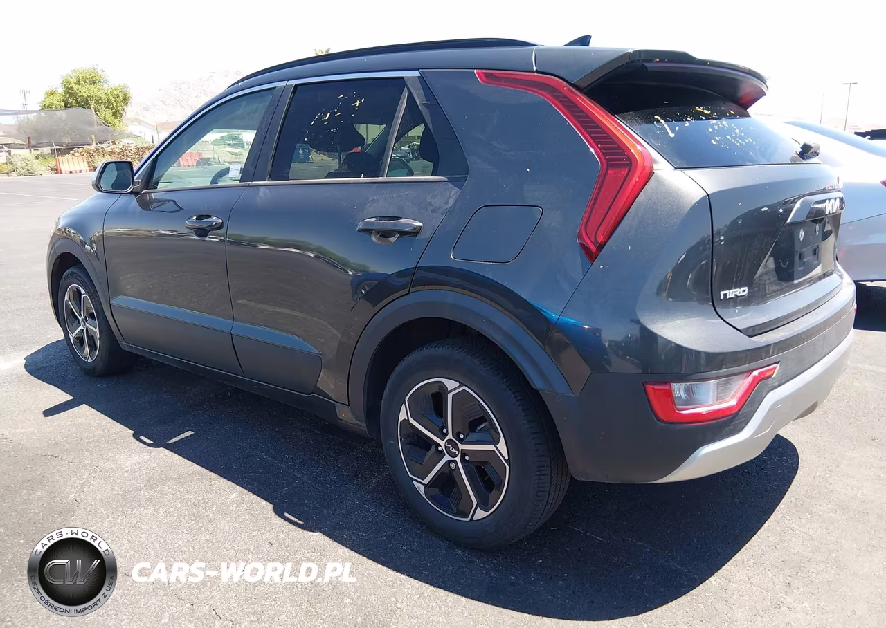2024 Kia Niro Lx VIN:KNDCP3LE4R5141784 - 3