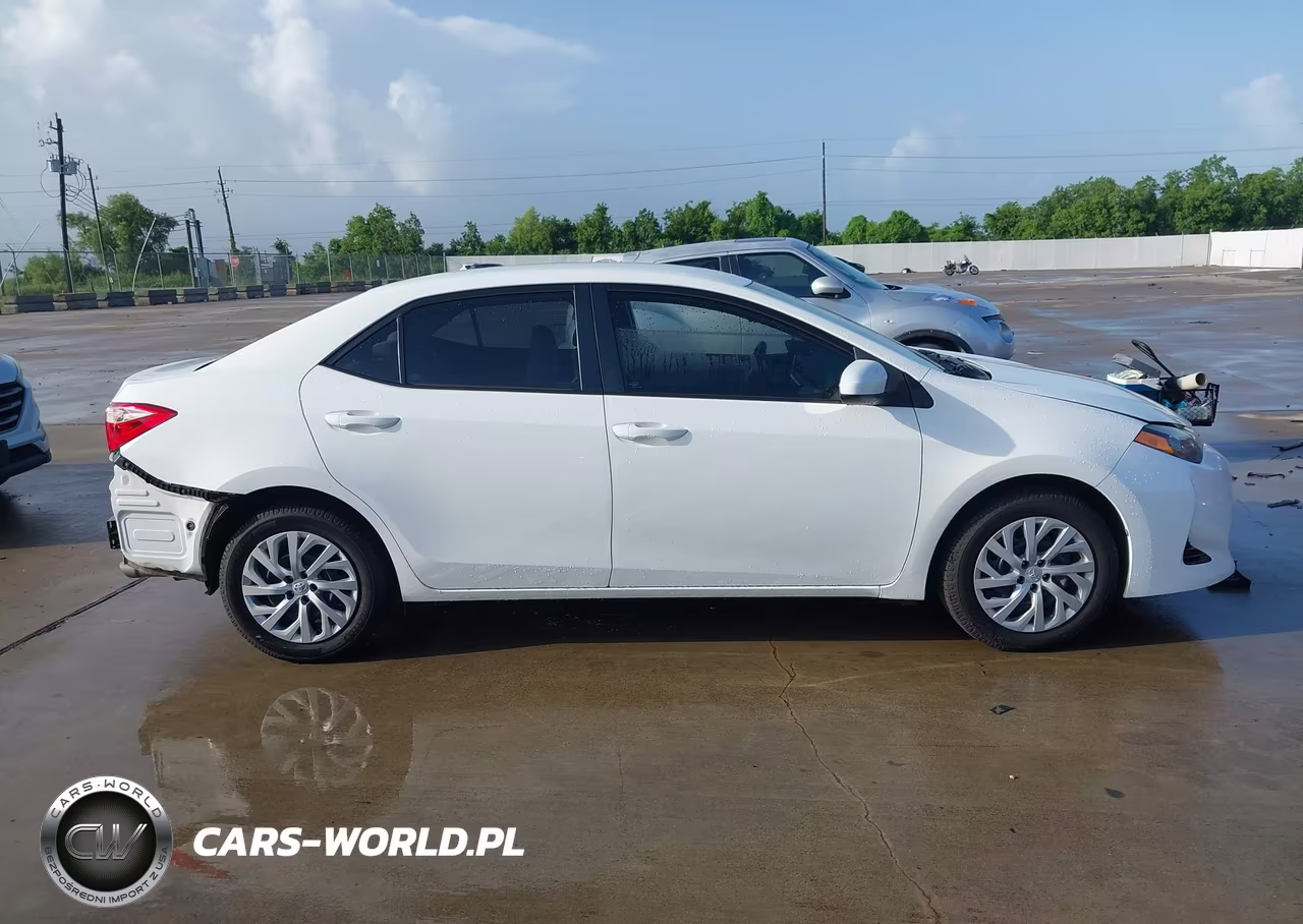 2019 Toyota Corolla Le VIN:5YFBURHE9KP873496 - 13