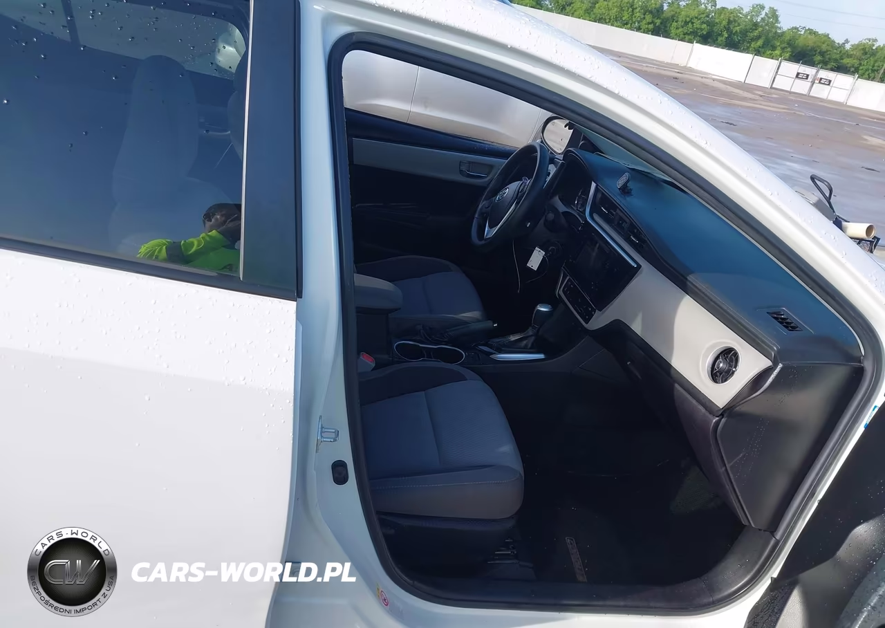2019 Toyota Corolla Le VIN:5YFBURHE9KP873496 - 5