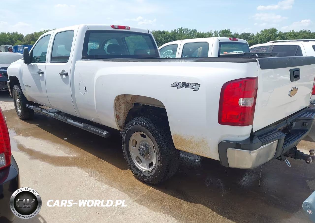 2011 Chevrolet Silverado 2500Hd Work Truck VIN:1GC1KVC80BF137095 - 3
