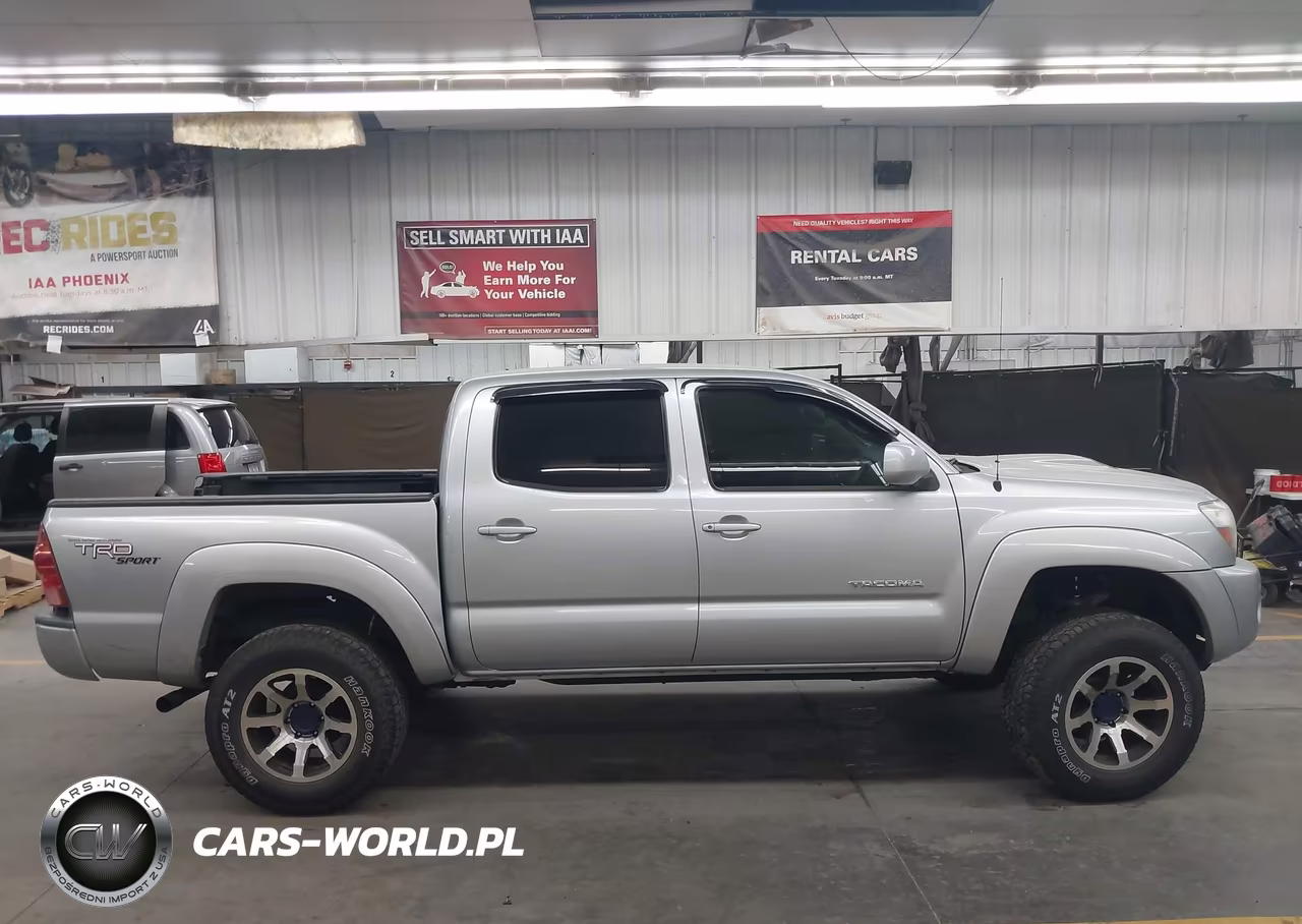 2005 Toyota Tacoma Prerunner V6 VIN:5TEJU62N95Z017438 - 13