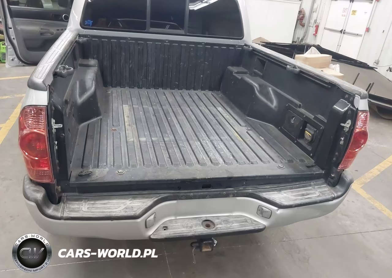 2005 Toyota Tacoma Prerunner V6 VIN:5TEJU62N95Z017438 - 6