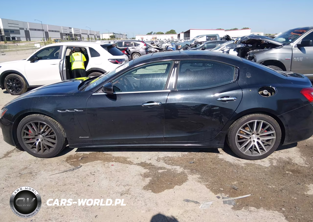 2018 Maserati Ghibli Granlusso VIN:ZAM57XSL9J1284771 - 14