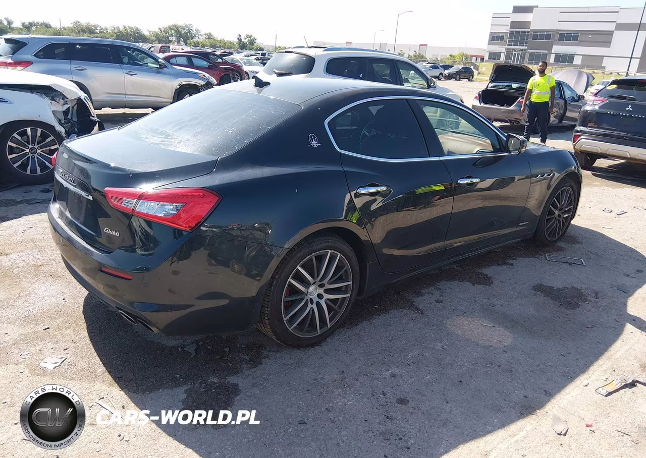 2018 Maserati Ghibli Granlusso VIN:ZAM57XSL9J1284771 - 4