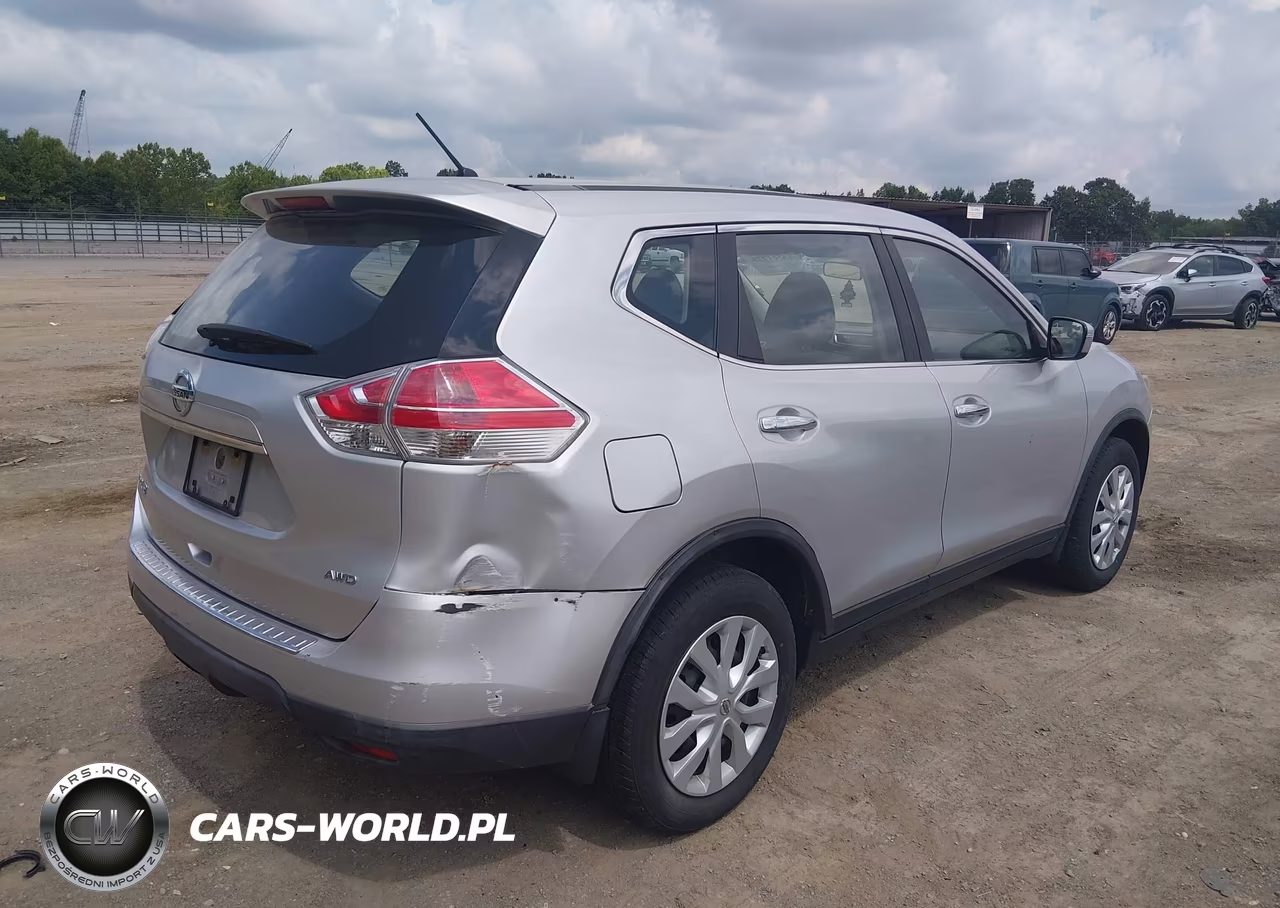 2015 Nissan Rogue S VIN:KNMAT2MVXFP515097 - 4