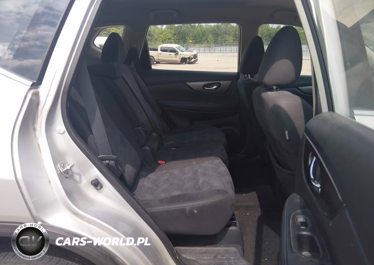 2015 Nissan Rogue S VIN:KNMAT2MVXFP515097 - 8