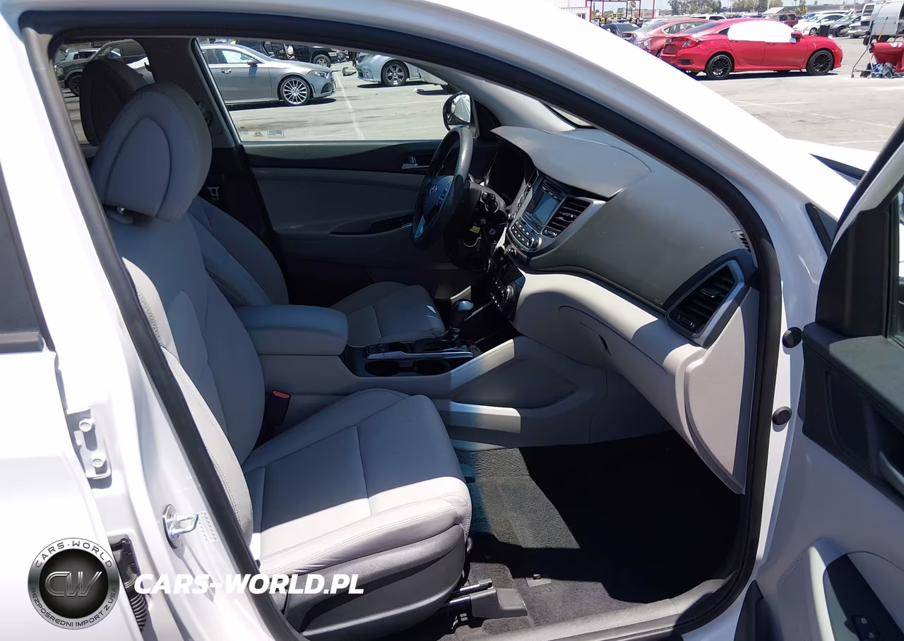 2017 Hyundai Tucson Se VIN:KM8J3CA49HU446565 - 5