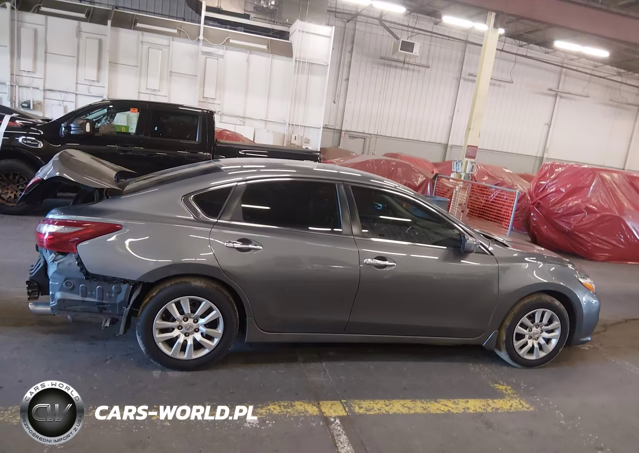 2018 Nissan Altima 2.5 S VIN:1N4AL3AP9JC267605 - 14