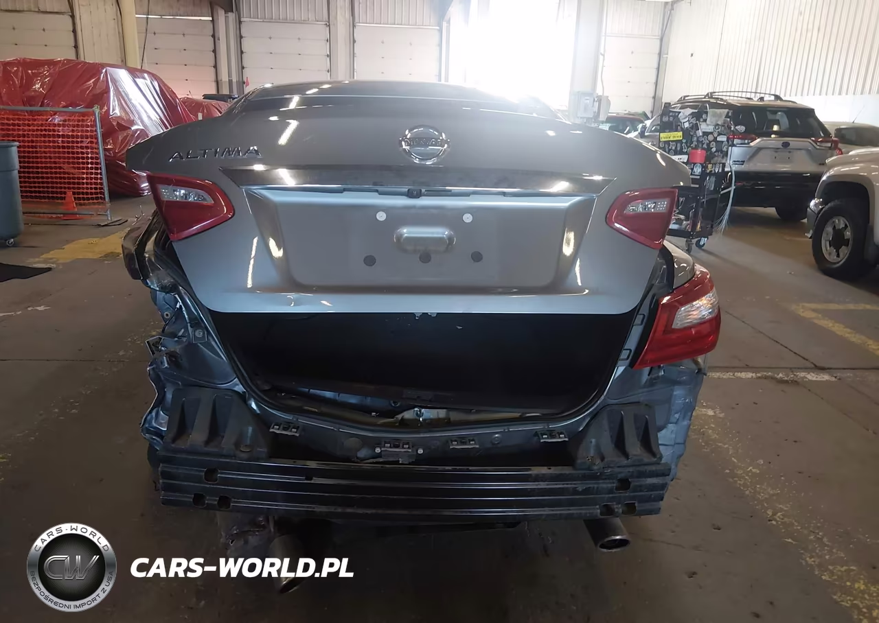 2018 Nissan Altima 2.5 S VIN:1N4AL3AP9JC267605 - 17