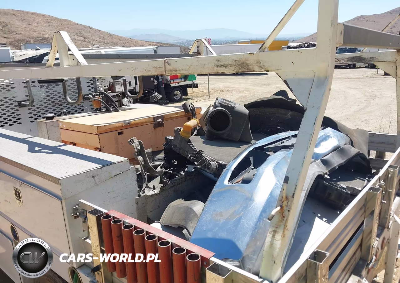 2017 Ford F-450 Chassis Lariat-Xl-Xlt VIN:1FD0X4GT9HEC23179 - 13