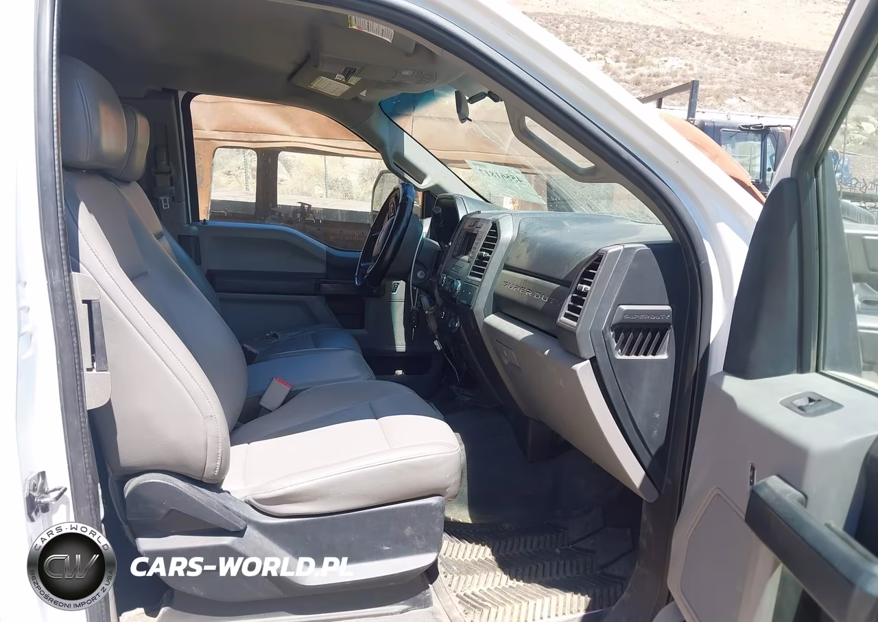 2017 Ford F-450 Chassis Lariat-Xl-Xlt VIN:1FD0X4GT9HEC23179 - 7