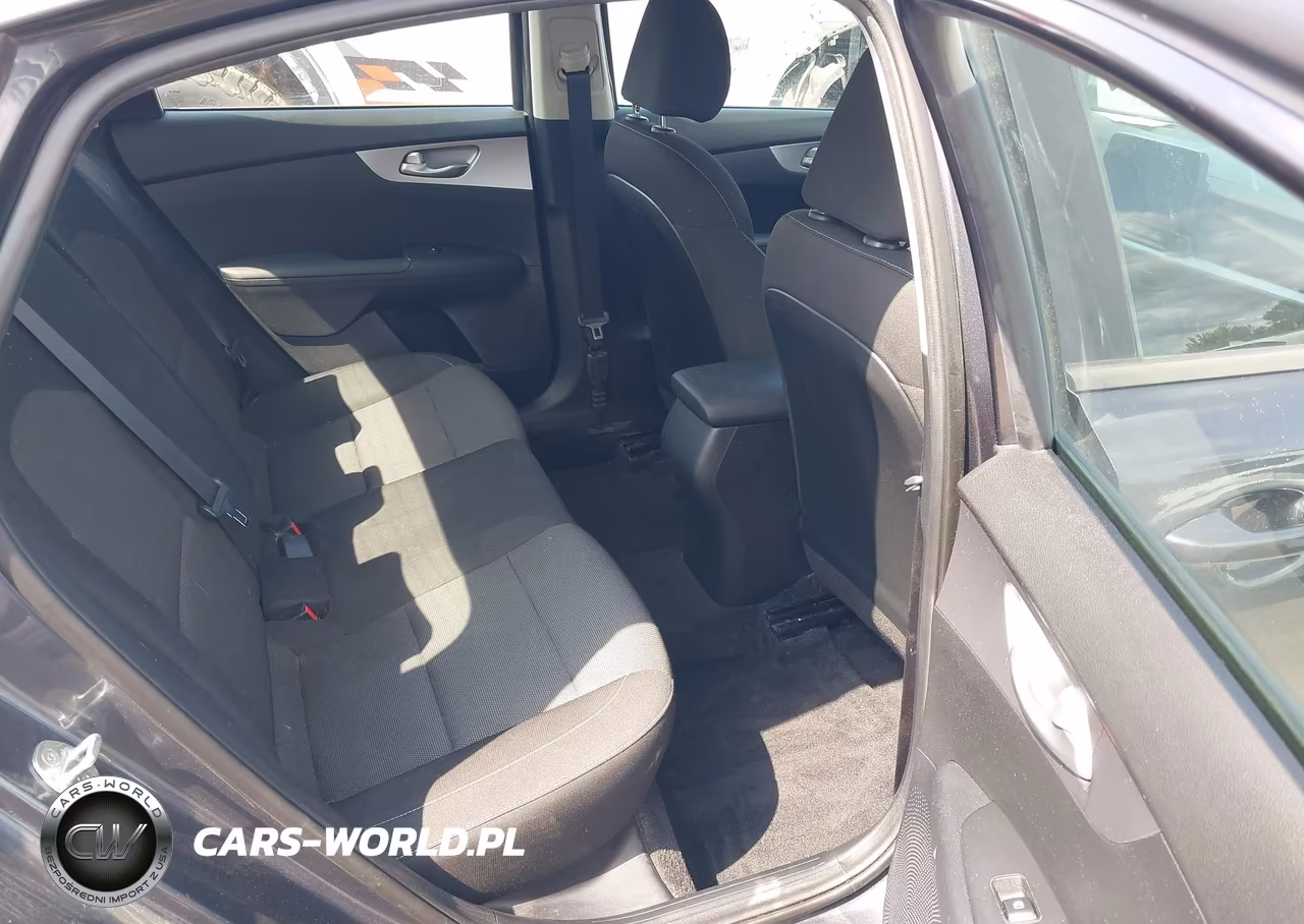 2022 Kia Forte Lxs VIN:3KPF24AD6NE485420 - 8