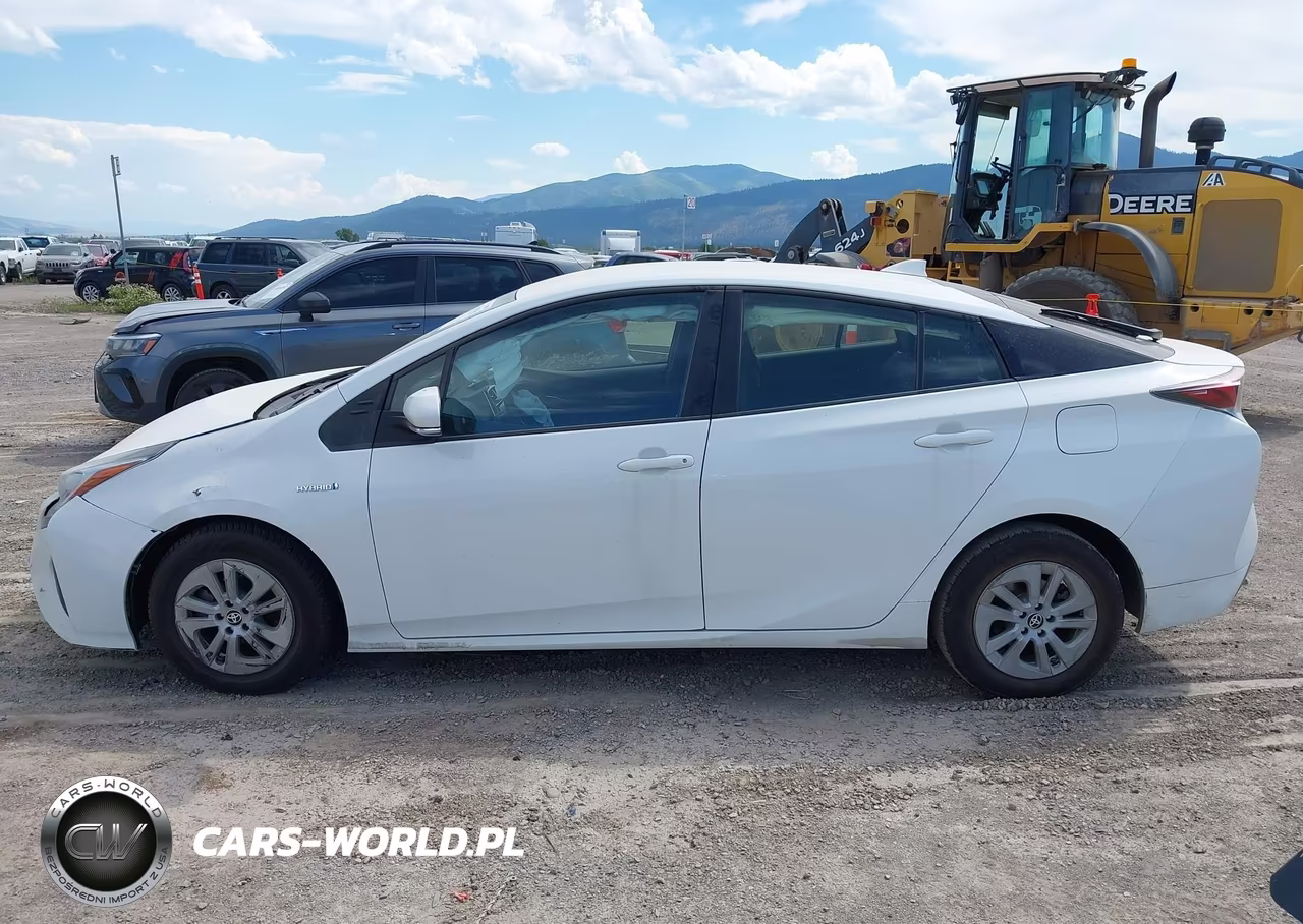 2016 Toyota Prius Two VIN:JTDKBRFU2G3019546 - 15