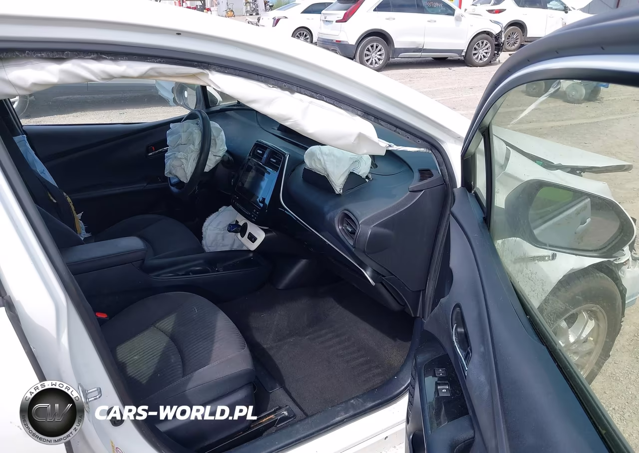 2016 Toyota Prius Two VIN:JTDKBRFU2G3019546 - 5