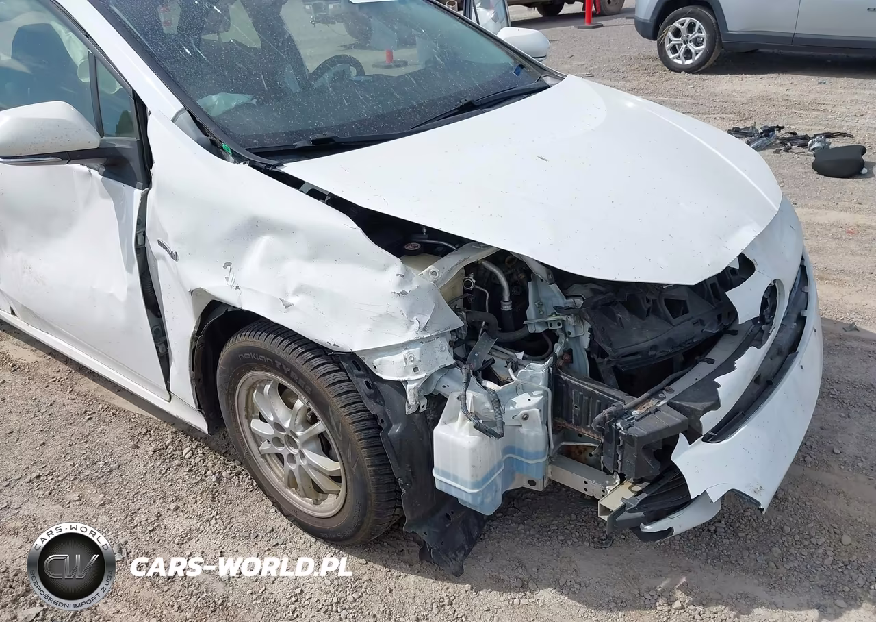 2016 Toyota Prius Two VIN:JTDKBRFU2G3019546 - 6