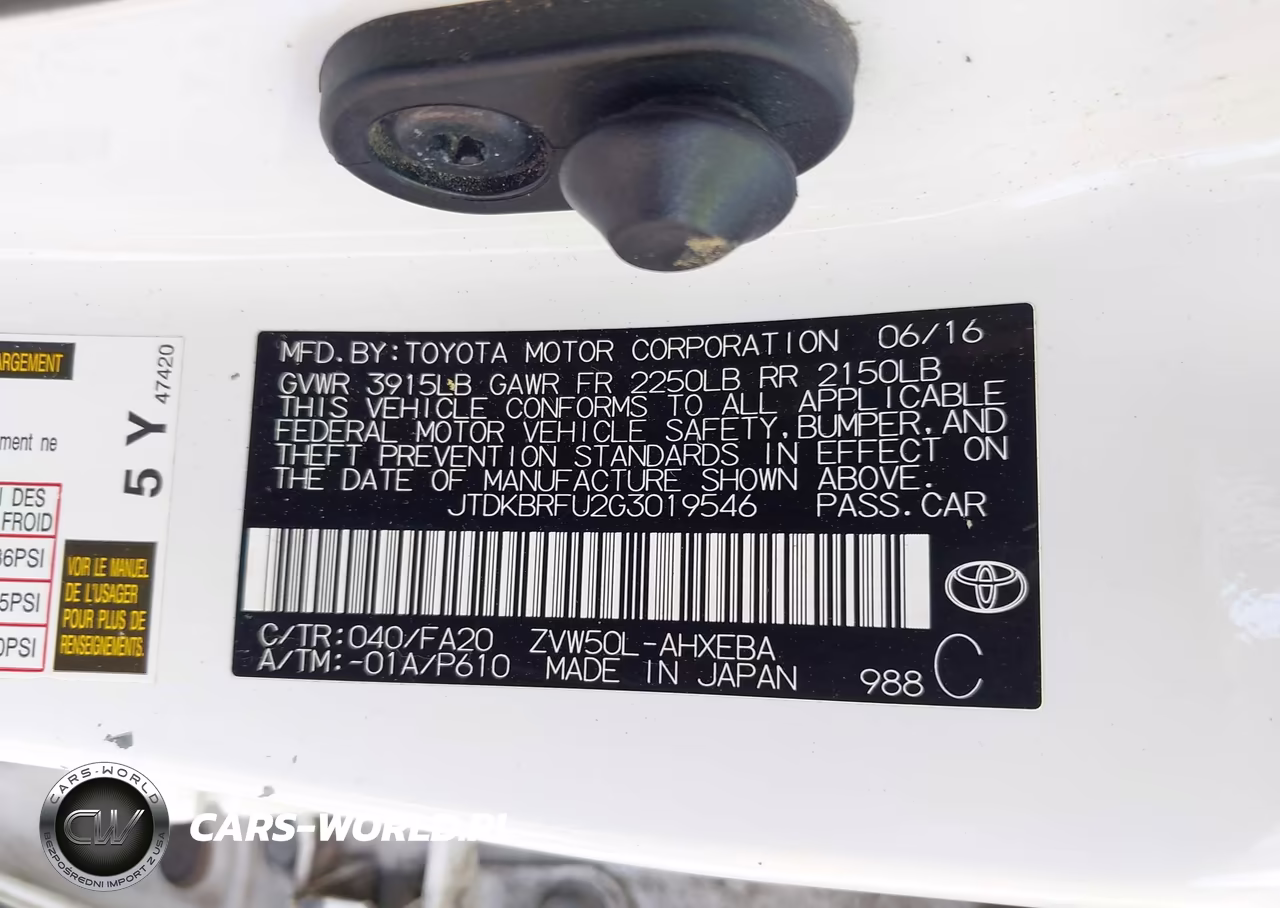 2016 Toyota Prius Two VIN:JTDKBRFU2G3019546 - 9