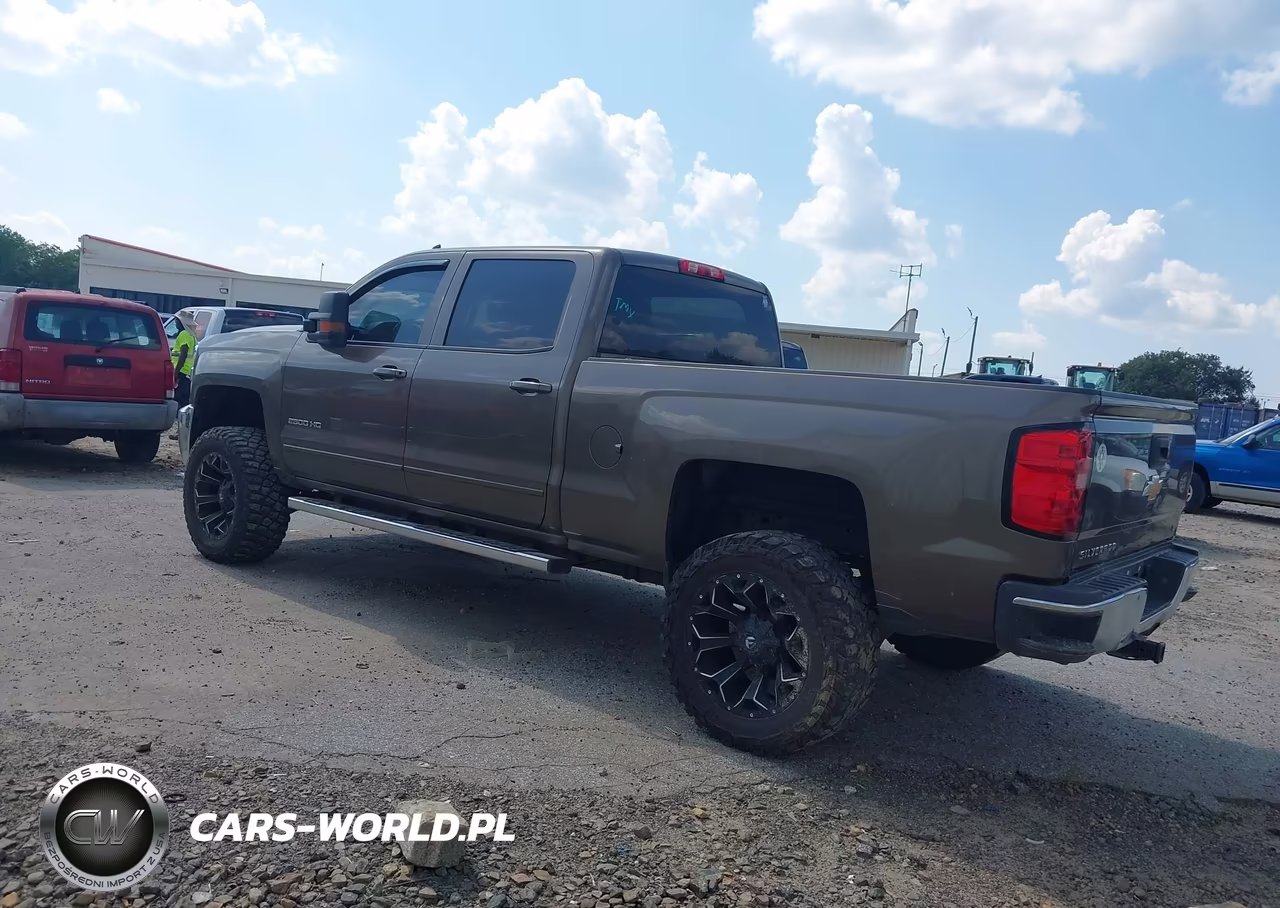 2015 Chevrolet Silverado 2500Hd Lt VIN:1GC1CVEG1FF613247 - 3