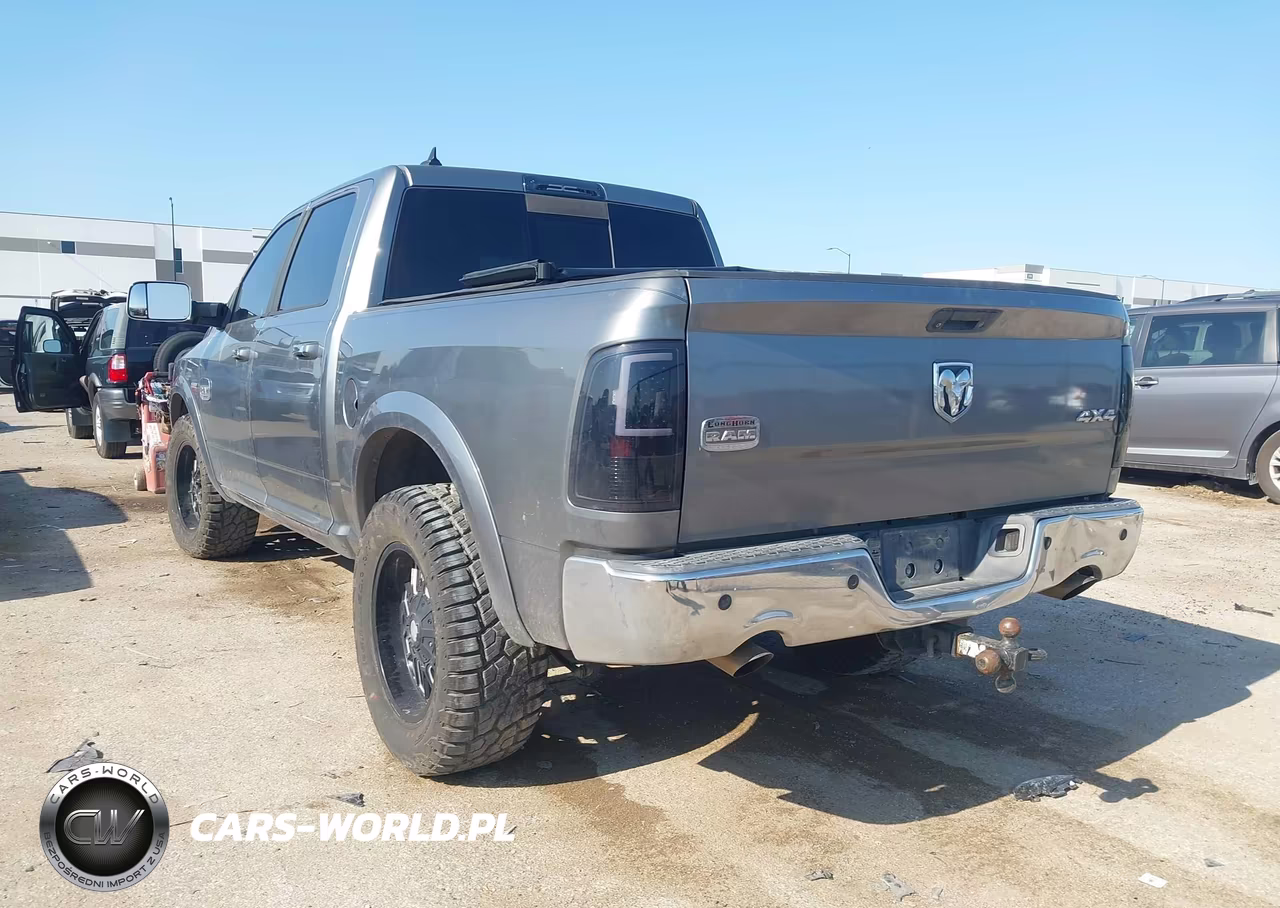2013 Ram 1500 Laramie Longhorn Edition VIN:1C6RR7PT3DS699342 - 3
