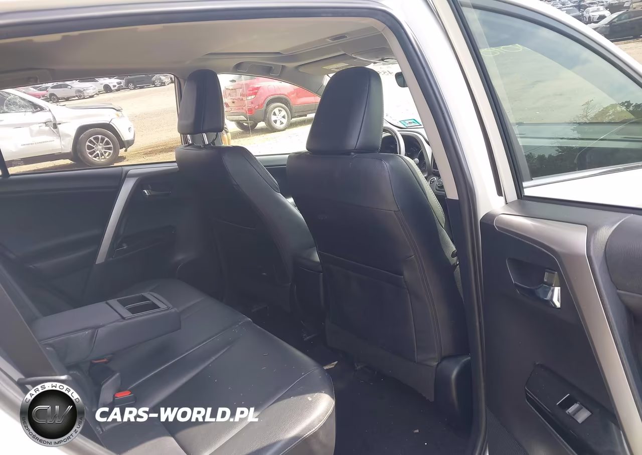2017 Toyota Rav4 Limited VIN:JTMDFREV4HJ711926 - 8