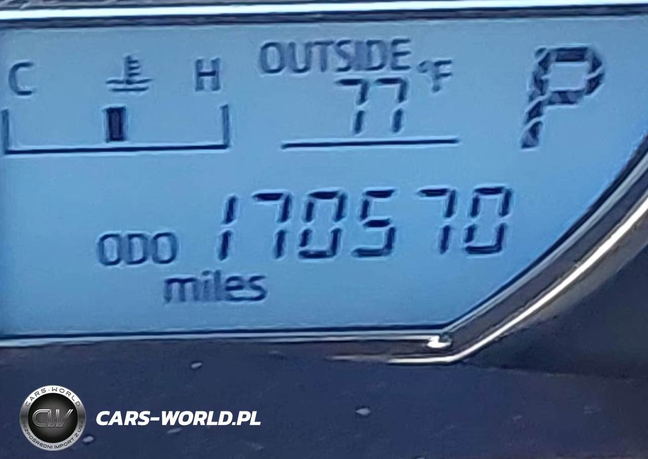 2016 Toyota Corolla Le Plus VIN:5YFBURHE6GP565211 - 16