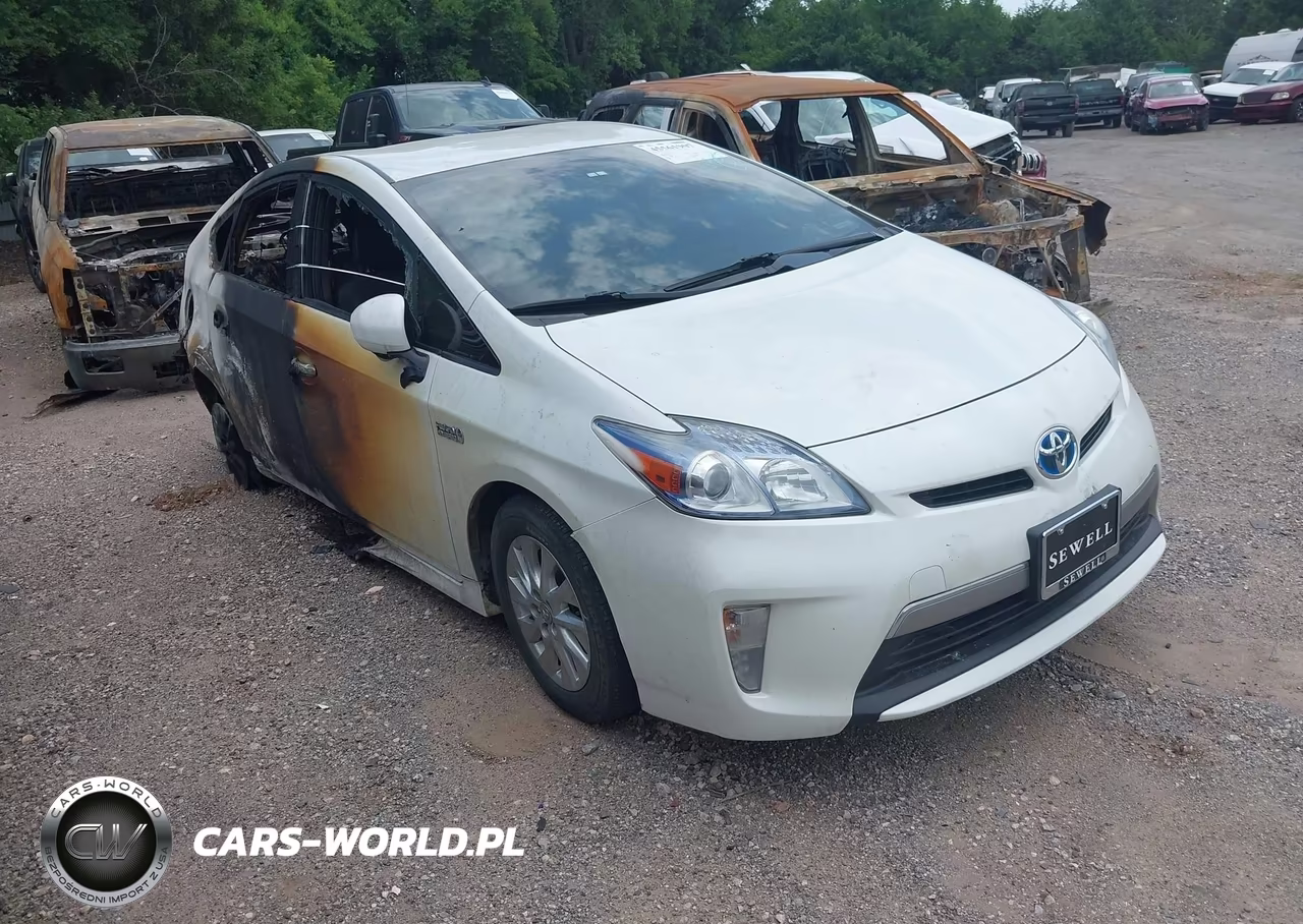 2015 Toyota Prius Plug-In VIN:JTDKN3DP6F3068829 - 1