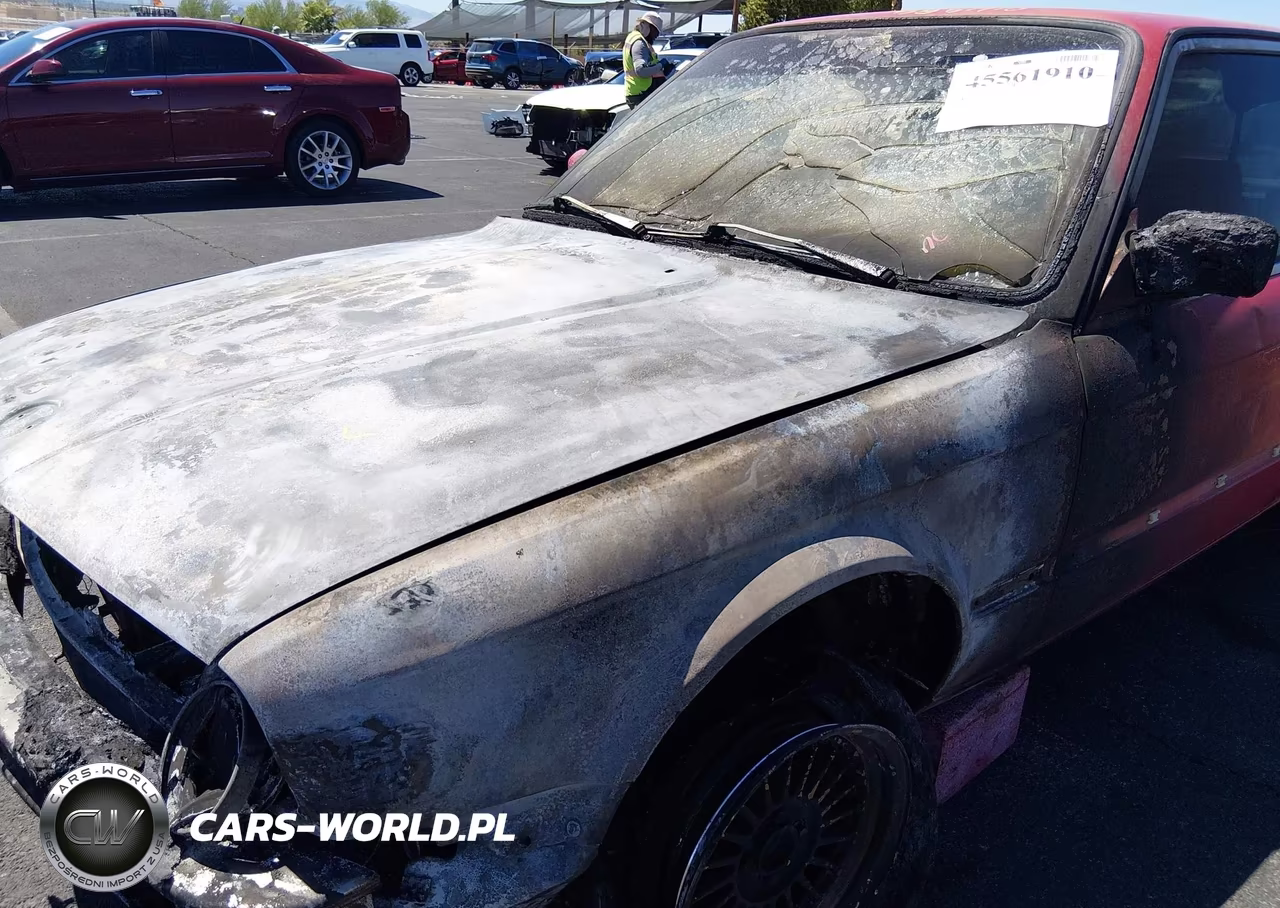 1987 BMW 325 Is VIN:WBAAA130XH2325772 - 12