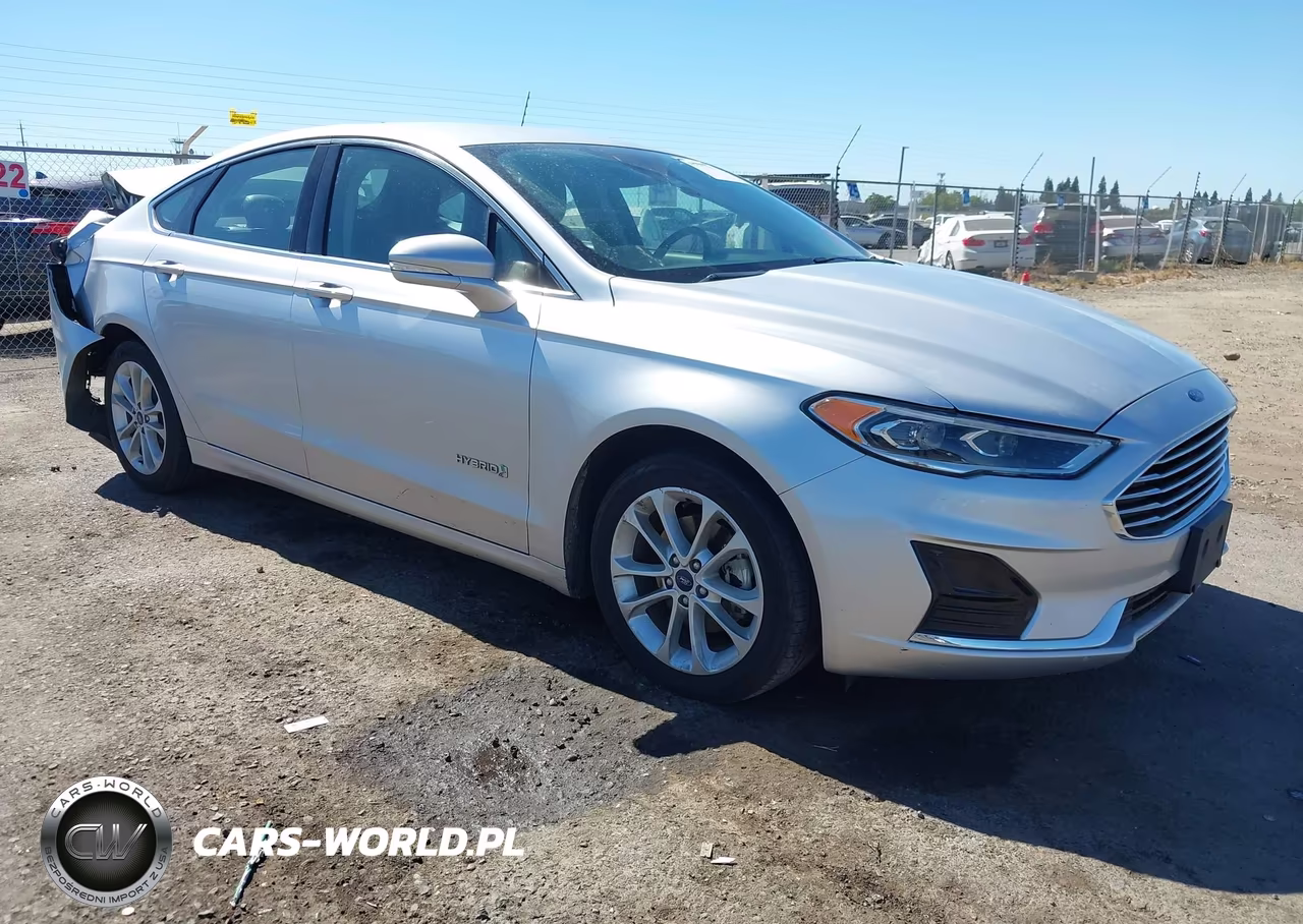2019 Ford Fusion Hybrid Sel – zdjęcie 1 z 17