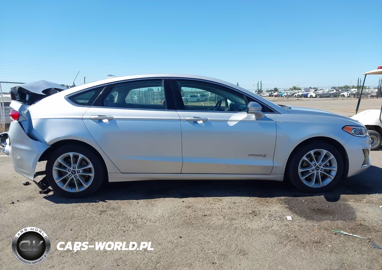 2019 Ford Fusion Hybrid Sel VIN:3FA6P0MU9KR209068 - 14
