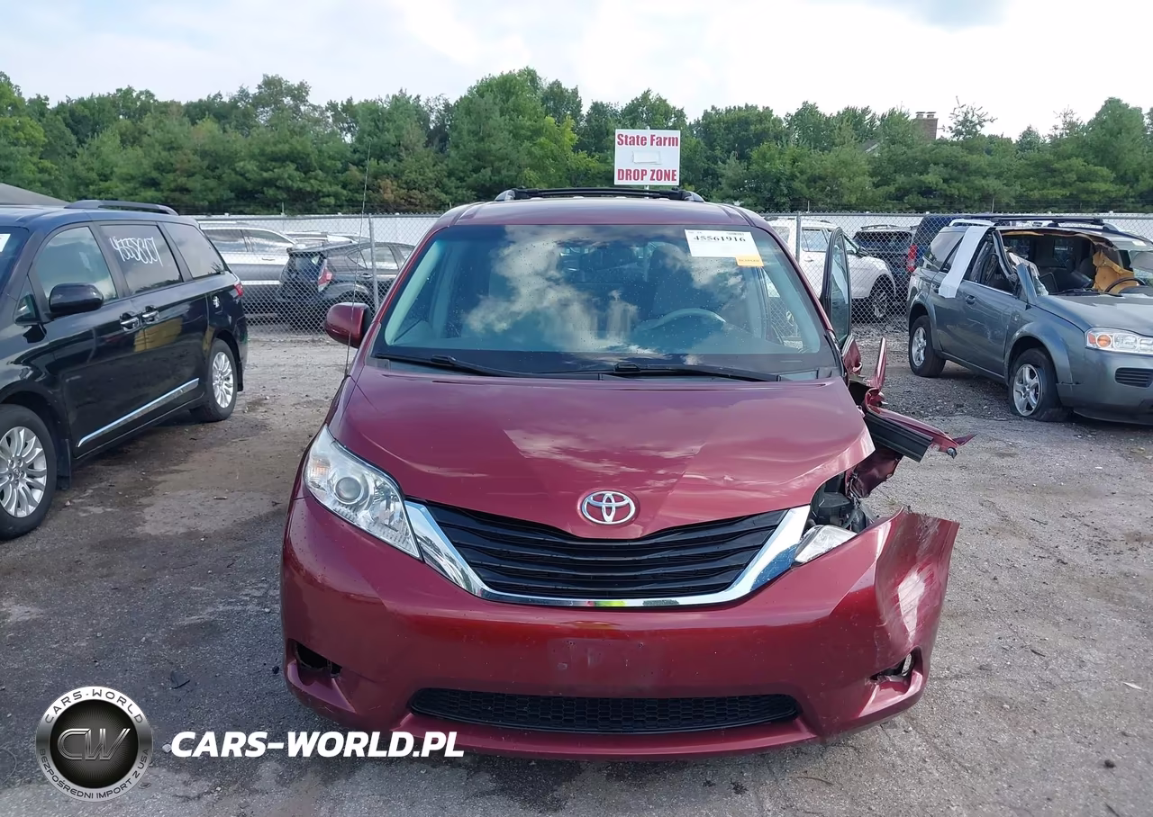 2014 Toyota Sienna Le V6 8 Passenger VIN:5TDKK3DC5ES454970 - 12