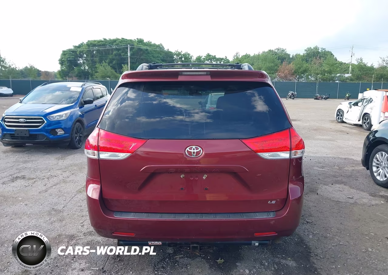 2014 Toyota Sienna Le V6 8 Passenger VIN:5TDKK3DC5ES454970 - 16