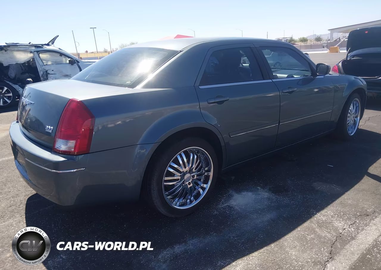 2005 Chrysler 300 Touring VIN:2C3JA53GX5H691875 - 4
