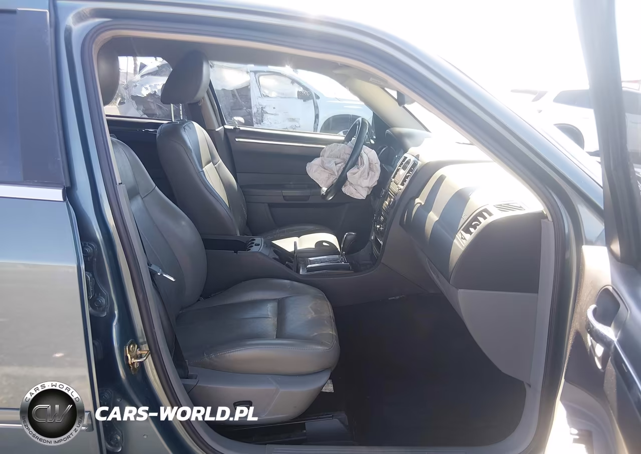 2005 Chrysler 300 Touring VIN:2C3JA53GX5H691875 - 5