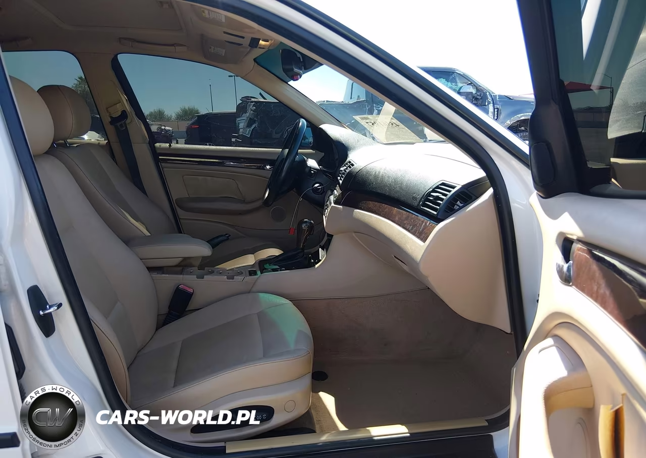 2005 BMW 325Xi VIN:WBAEU33495PR16195 - 5