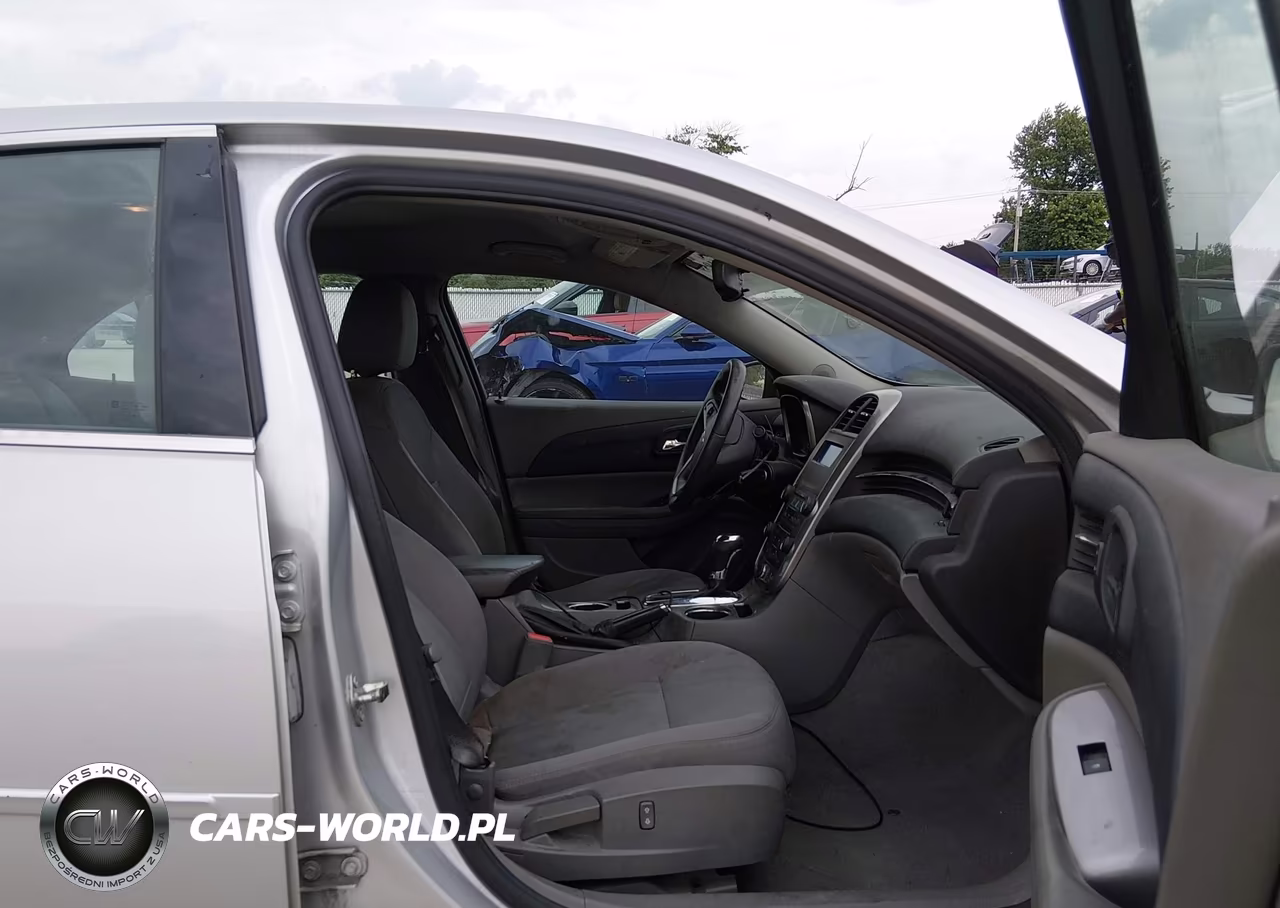 2015 Chevrolet Malibu Ls VIN:1G11B5SL2FF134316 - 5