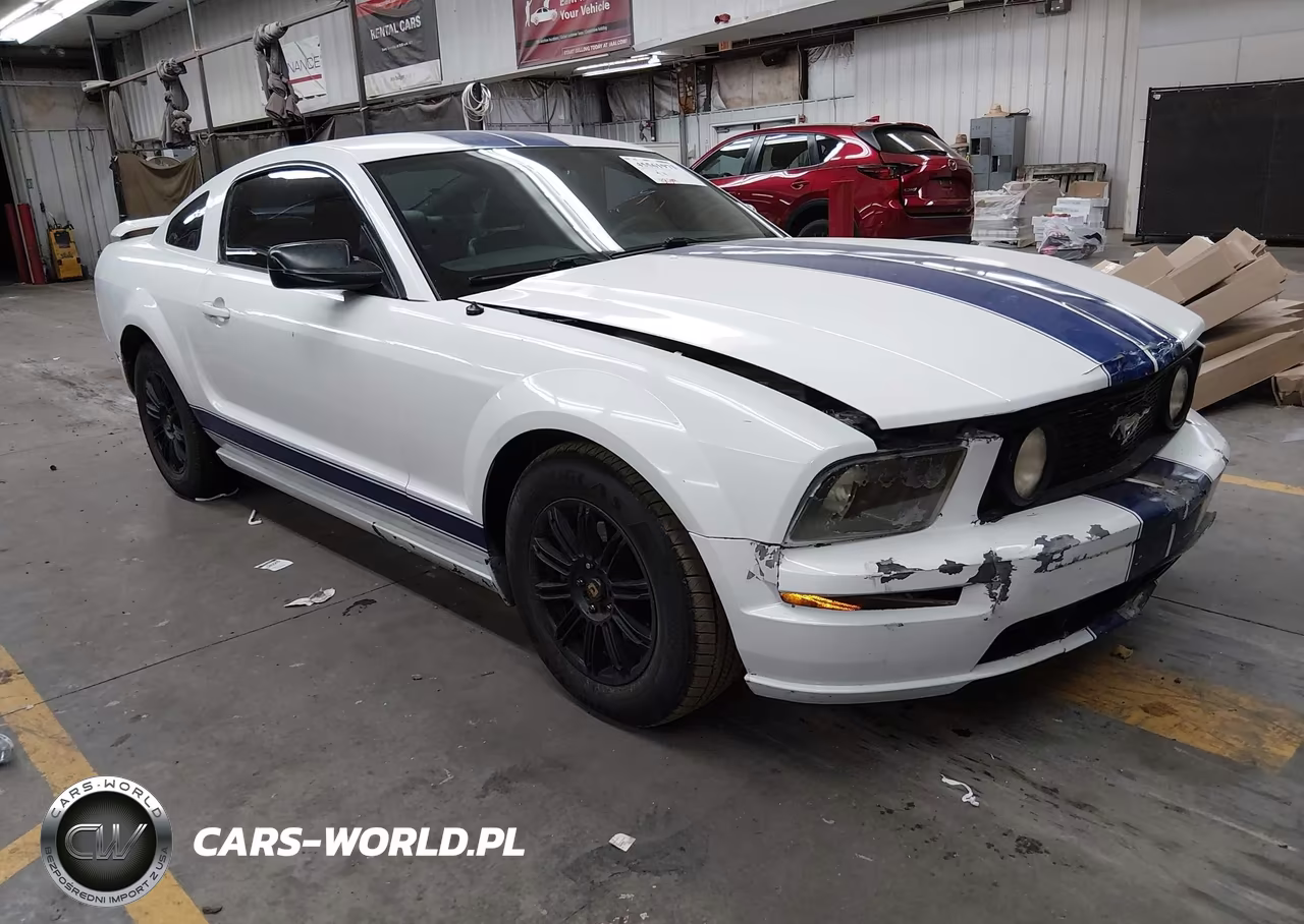 2005 Ford Mustang V6 Deluxe-V6 Premium