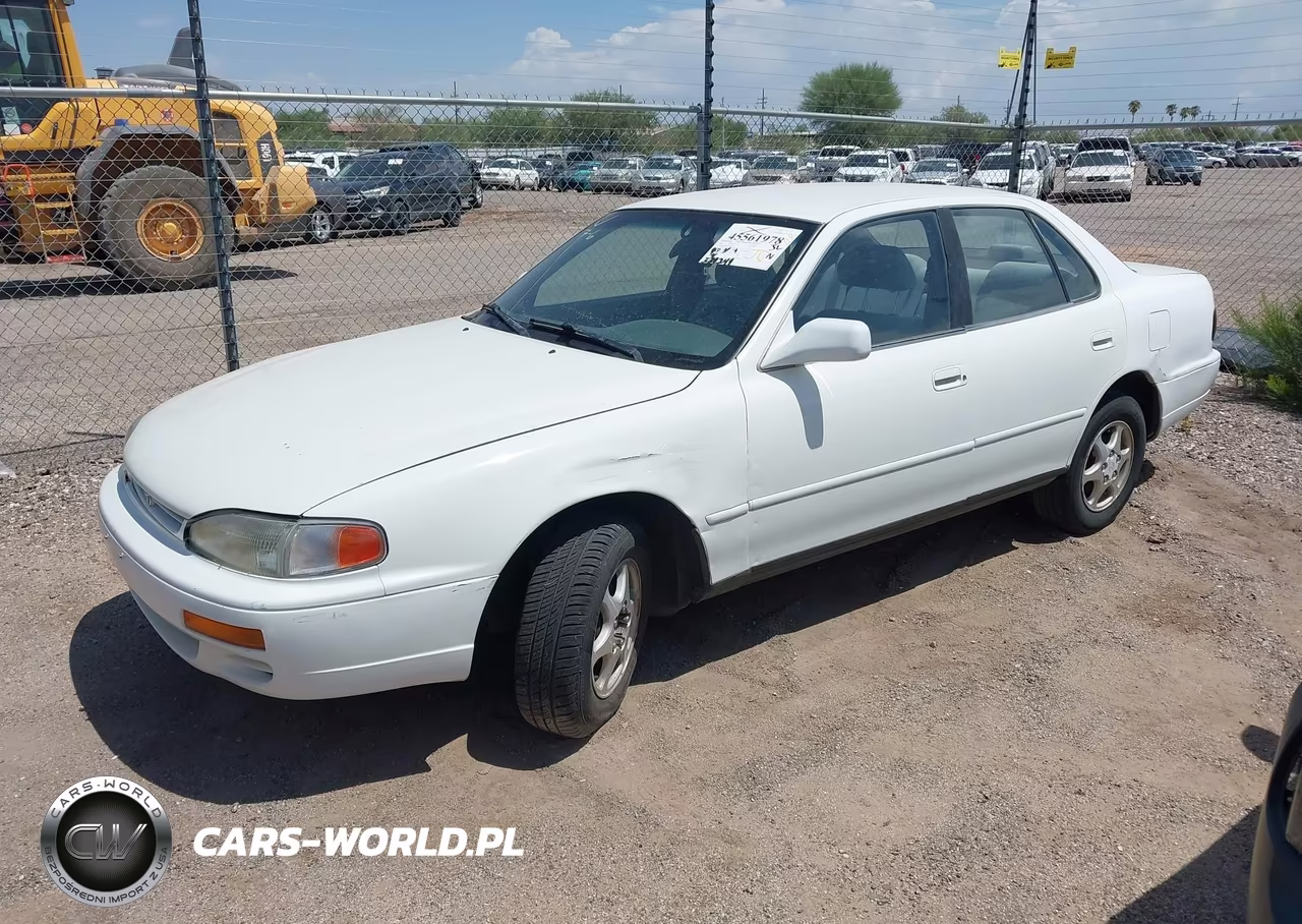 1995 Toyota Camry Le VIN:JT2SK12E2S0326637 - 2