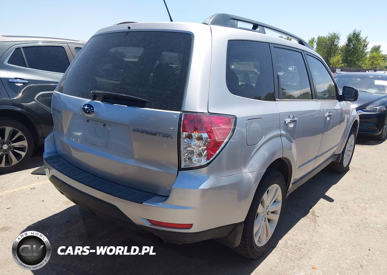 2012 Subaru Forester 2.5X Premium VIN:JF2SHBDC3CH442473 - 4