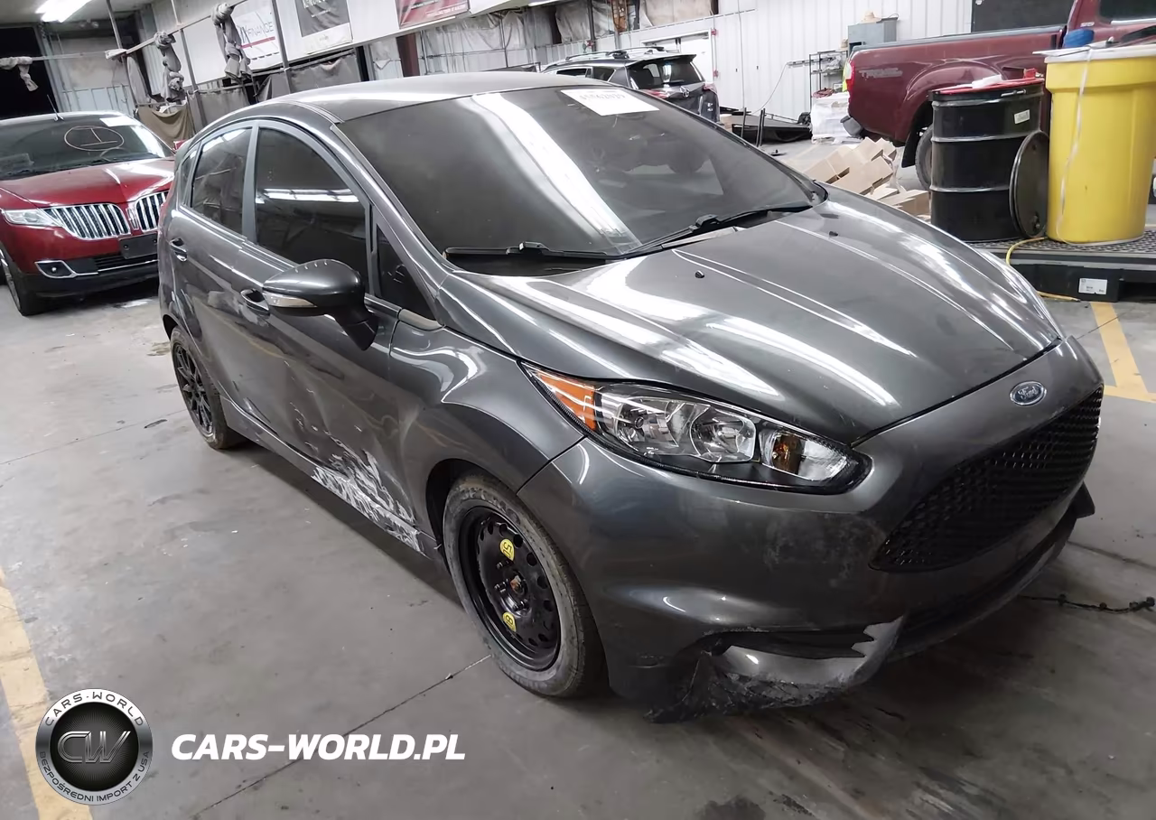 2016 Ford Fiesta St – zdjęcie 1 z 16