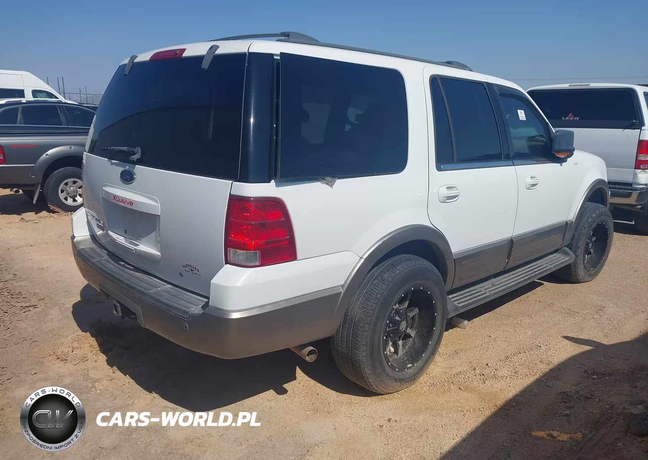 2003 Ford Expedition Eddie Bauer VIN:1FMFU18L13LA94231 - 4